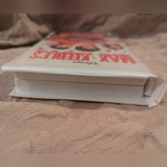 2 For $14 Disney's Max Keeble's Big Move VHS - Picture 4 of 9